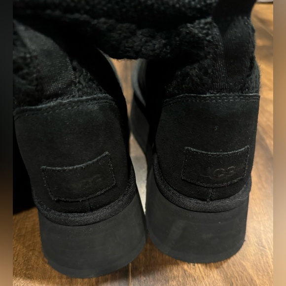 UGG BLACK W CLASSIC SWEATER LETTER - Picture 14 of 16